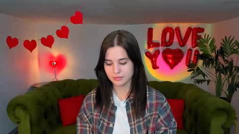 Snapshot of ladyofcandy chatting on 03/11/25, 05:02 Amelia online show from 03/11/25, 05:02