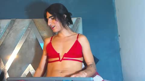 Snapshot of ladys_horny chatting on 02/08/26, 10:13 Camila y Ashley online show from 02/08/26, 10:13