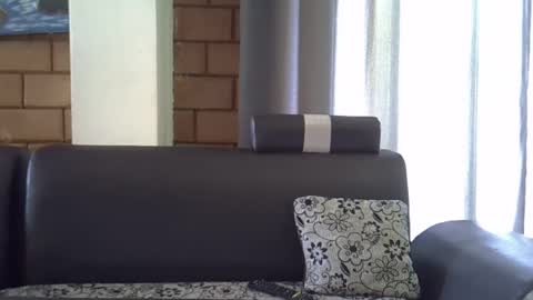 Sarah  Sam online show from 01/04/25, 09:10