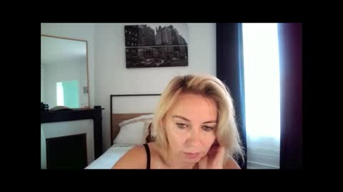 ladysexyx online show from 09/19/25, 10:49
