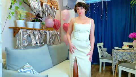 Snapshot of ladysweetwife chatting on 05/24/26, 02:27 Maria online show from 05/24/26, 02:27
