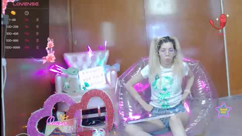 Skinnygirl online show from 03/18/26, 12:47