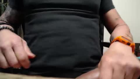 Snapshot of lahung333 chatting on 02/17/26, 06:25 lahung333 online show from 02/17/26, 06:25