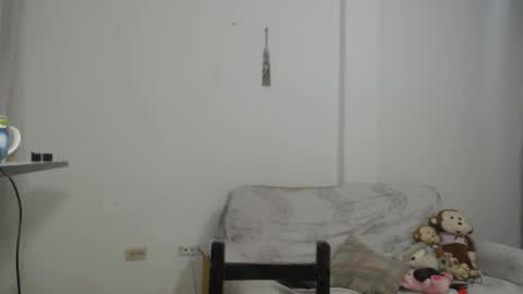  paola and a guest lol    online show from 10/09/25, 02:48