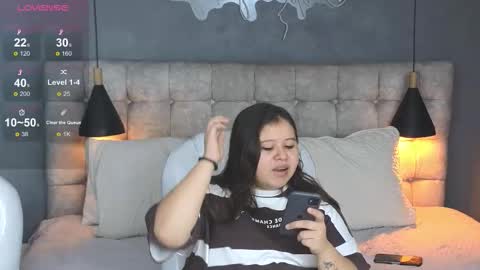    online show from 11/27/25, 10:23