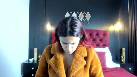 Snapshot of laia_jonees chatting on 02/05/26, 11:37 Laia online show from 02/05/26, 11:37