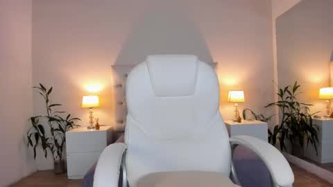 Laia  online show from 03/09/26, 03:38