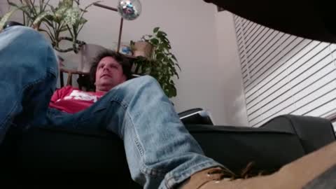 Snapshot of laidback_and_chill chatting on 12/15/24, 04:18 Rick online show from 12/15/24, 04:18