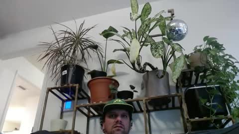 Snapshot of laidback_and_chill chatting on 12/24/24, 07:11 Rick online show from 12/24/24, 07:11