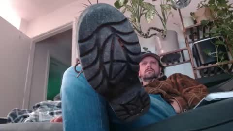 Snapshot of laidback_and_chill chatting on 01/09/25, 01:18 Rick online show from 01/09/25, 01:18