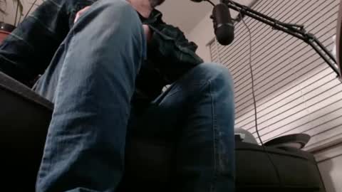 Snapshot of laidback_and_chill chatting on 01/14/25, 05:51 Rick online show from 01/14/25, 05:51