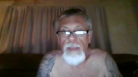 laidbackluxury online show from 07/15/26, 08:30