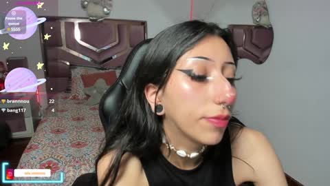 Snapshot of laila_angel chatting on 12/04/24, 10:41 laila_angel online show from 12/04/24, 10:41