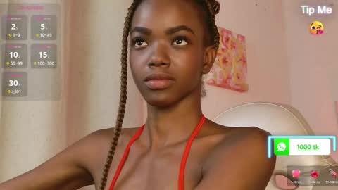 laila_petite online show from 04/25/26, 01:25