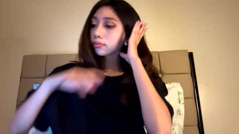 lailah444 online show from 06/10/26, 11:09
