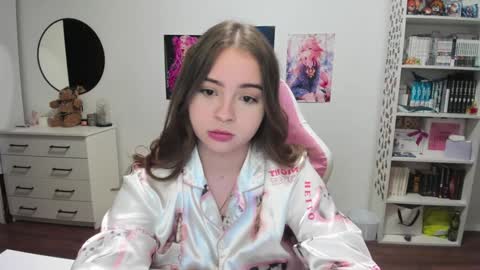 Kira online show from 01/16/25, 10:23