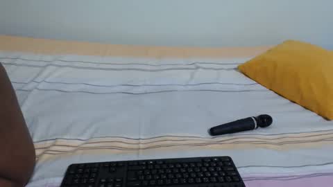 ANNIE online show from 09/27/25, 11:37