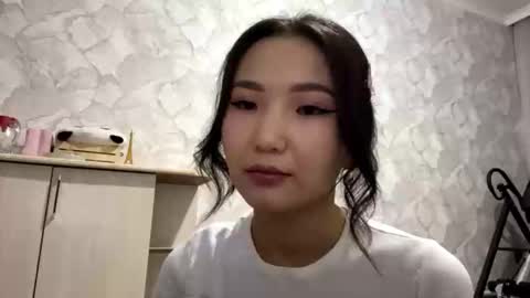 Snapshot of lakeishatimber chatting on 09/17/25, 03:14 Luna online show from 09/17/25, 03:14