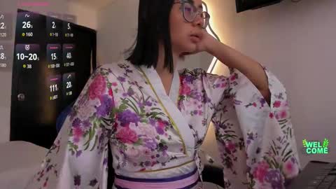 lakshmi_rai online show from 12/21/25, 04:47