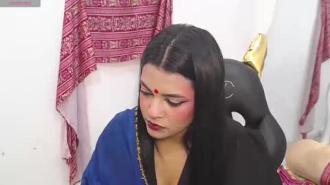 Snapshot of lakshmirani617378 chatting on 10/27/25, 11:58 Laskhmirani online show from 10/27/25, 11:58