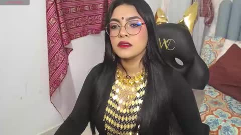 Snapshot of lakshmirani617378 chatting on 11/19/25, 12:05 Laskhmirani online show from 11/19/25, 12:05