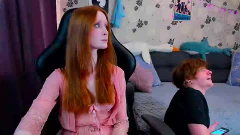 Snapshot of laksmrrr chatting on 01/26/25, 10:34 Lu  Alex online show from 01/26/25, 10:34