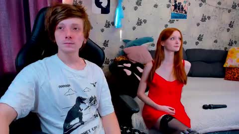 Snapshot of laksmrrr chatting on 02/20/25, 10:37 Lu  Alex online show from 02/20/25, 10:37