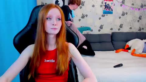 Snapshot of laksmrrr chatting on 03/12/25, 10:16 Lu  Alex online show from 03/12/25, 10:16