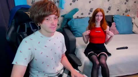 Snapshot of laksmrrr chatting on 11/22/25, 10:14 Lu Alex online show from 11/22/25, 10:14