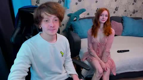 Snapshot of laksmrrr chatting on 11/26/25, 10:05 Lu Alex online show from 11/26/25, 10:05