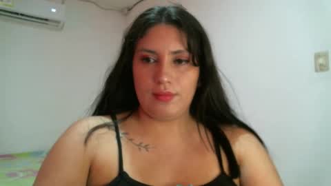 laura gomez online show from 01/29/25, 04:30