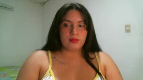 laura gomez online show from 02/04/25, 03:11