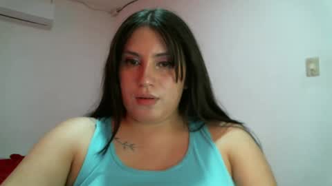 laura gomez online show from 02/19/25, 05:06