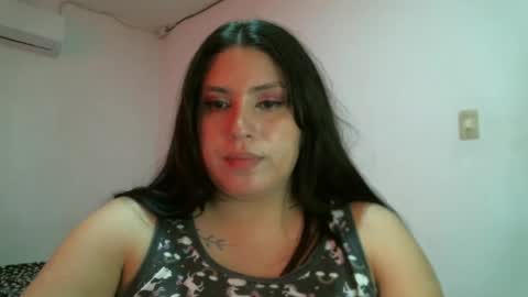 laura gomez online show from 02/26/25, 07:38