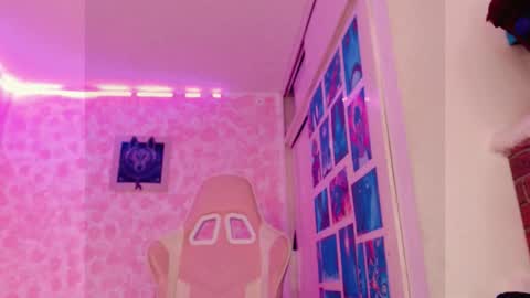 lala Moon online show from 01/07/26, 02:08