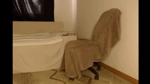 LalaMy online show from 04/06/26, 01:23