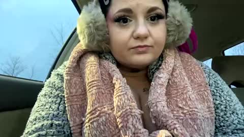 Snapshot of lalaaacx3 chatting on 02/05/25, 10:44 lalaaacx3 online show from 02/05/25, 10:44