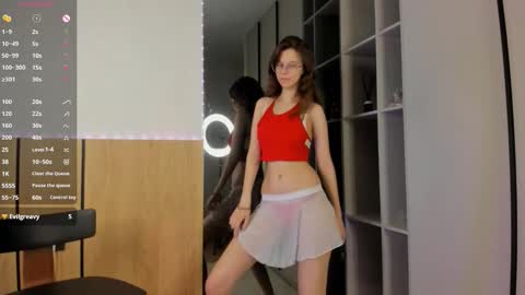 Julia online show from 10/24/25, 08:16