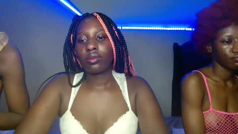 Lalisa online show from 04/18/26, 09:59