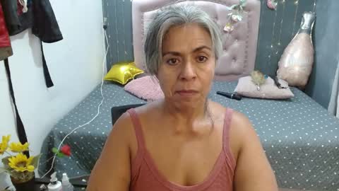 lalisha online show from 04/11/26, 02:49