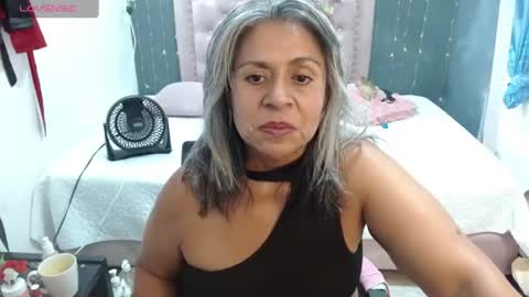 Snapshot of lalisha_96 chatting on 06/20/26, 01:19 lalisha online show from 06/20/26, 01:19
