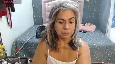 Snapshot of lalisha_96 chatting on 07/11/26, 12:57 lalisha online show from 07/11/26, 12:57