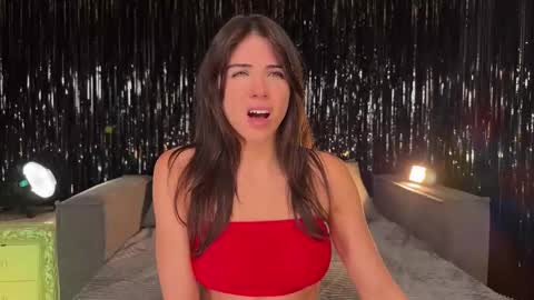 Ellina online show from 11/11/25, 07:58