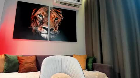 Ellina online show from 11/19/25, 12:49