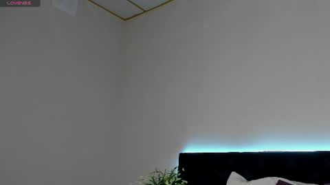 Snapshot of lallycute chatting on 06/22/26, 01:07 Lali online show from 06/22/26, 01:07