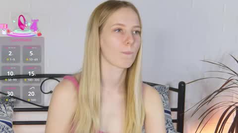 Liana online show from 11/20/25, 09:14