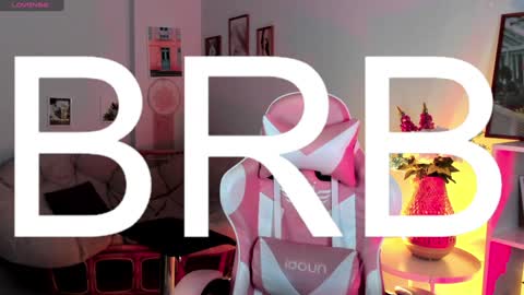 just call me Lana  and her security online show from 12/04/24, 11:41