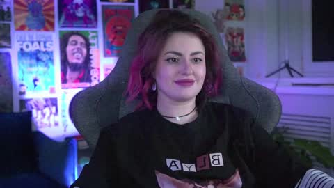 just call me Lana  and her security online show from 01/17/25, 02:18