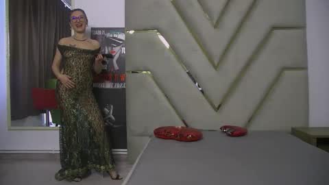 LanaBanner online show from 09/09/25, 08:03