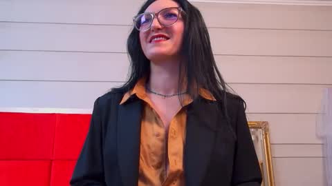 LanaBanner online show from 02/11/26, 05:56